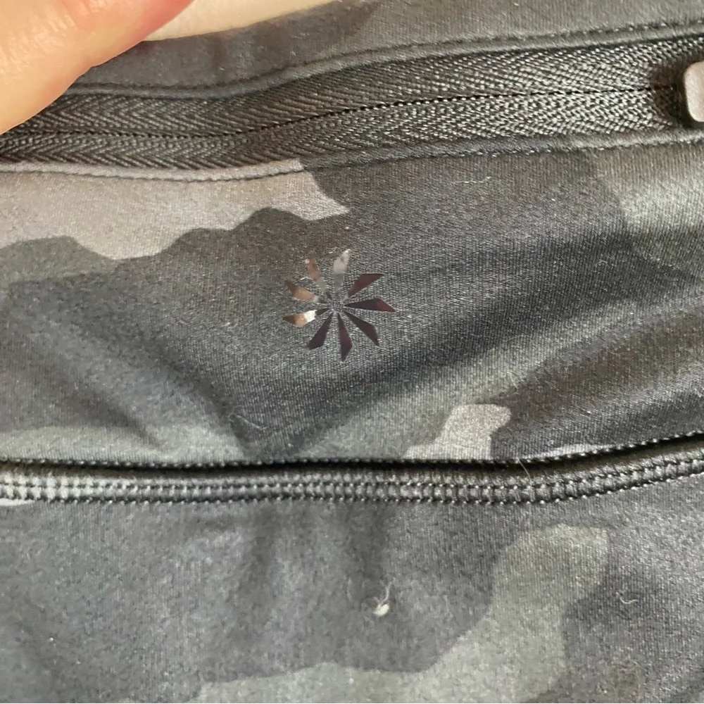 Athleta Girl Swing Skort Camo Lux - Picture 5 of 9